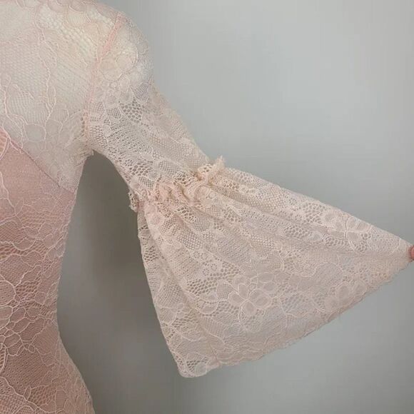 TFNC London Darren Bell Sleeve Lace Peach Bodycon Mini Dress Small - Picture 5 of 17